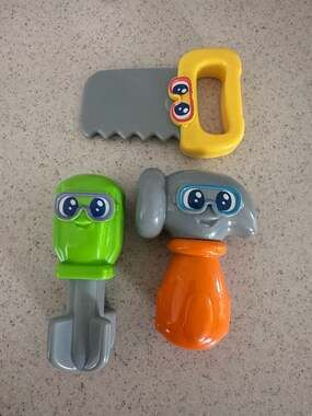 Fisher-Price Laugh & Learn Toy Tool Set Saw Hammer Screwdriver